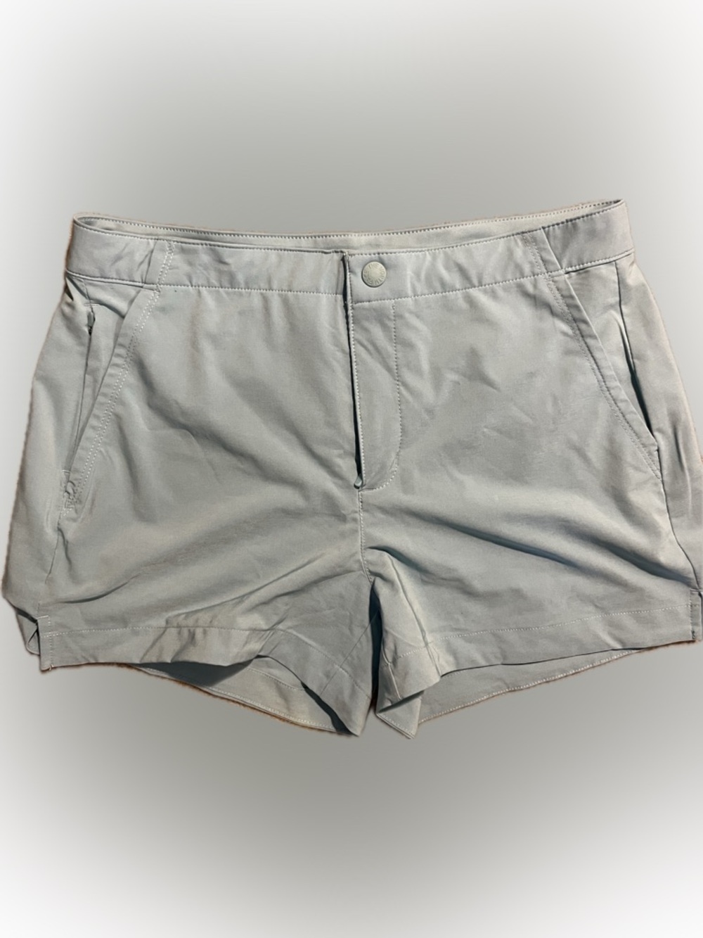 The North Face Aqua Blue Women's Shorts; size 8; 3” inseam